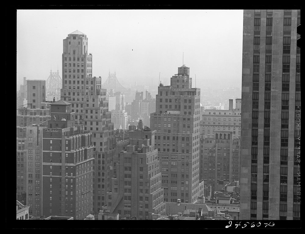New York, New York. Skyline of midtown Manhattan. Sourced from the Library of Congress.
