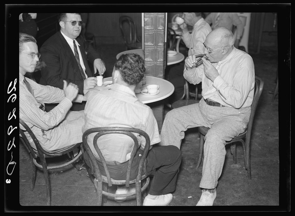 [Untitled photo, possibly related to: Pepe's coffee shop. Key West, Florida]. Sourced from the Library of Congress.