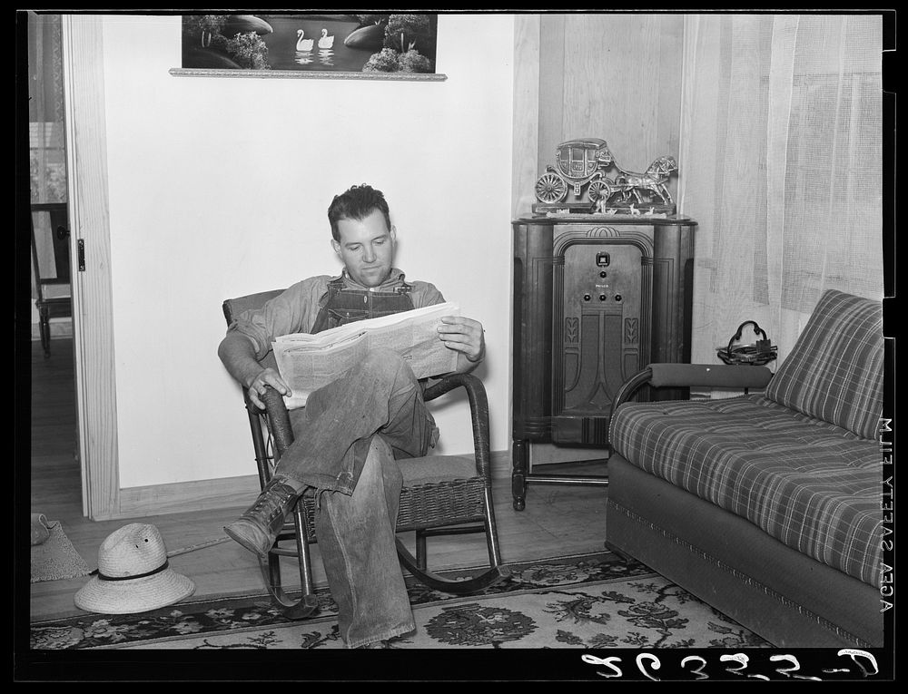 Member of the farm cooperative in his home at Wabash Farms, Indiana. Sourced from the Library of Congress.