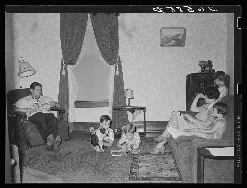 The Shorts family in their living room. Aliquippa, Pennsylvania. Sourced from the Library of Congress.