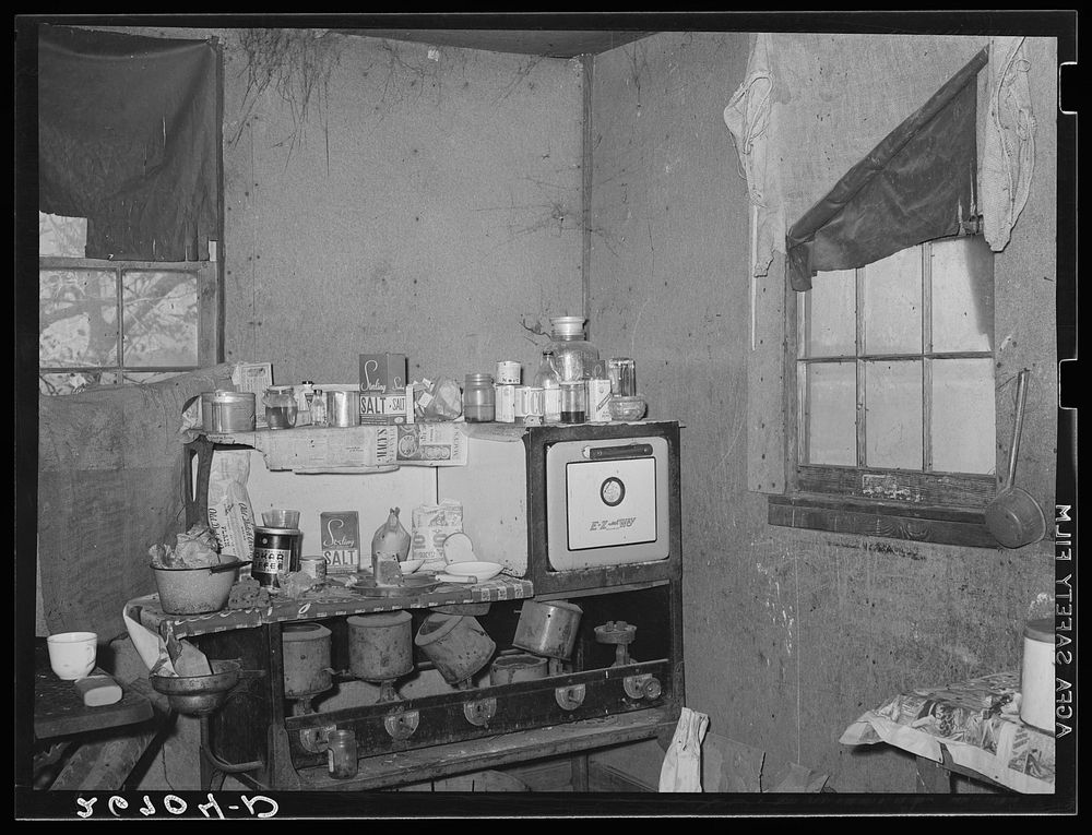Kitchen in shack housing migratory apple pickers. Camden County, New Jersey. Sourced from the Library of Congress.
