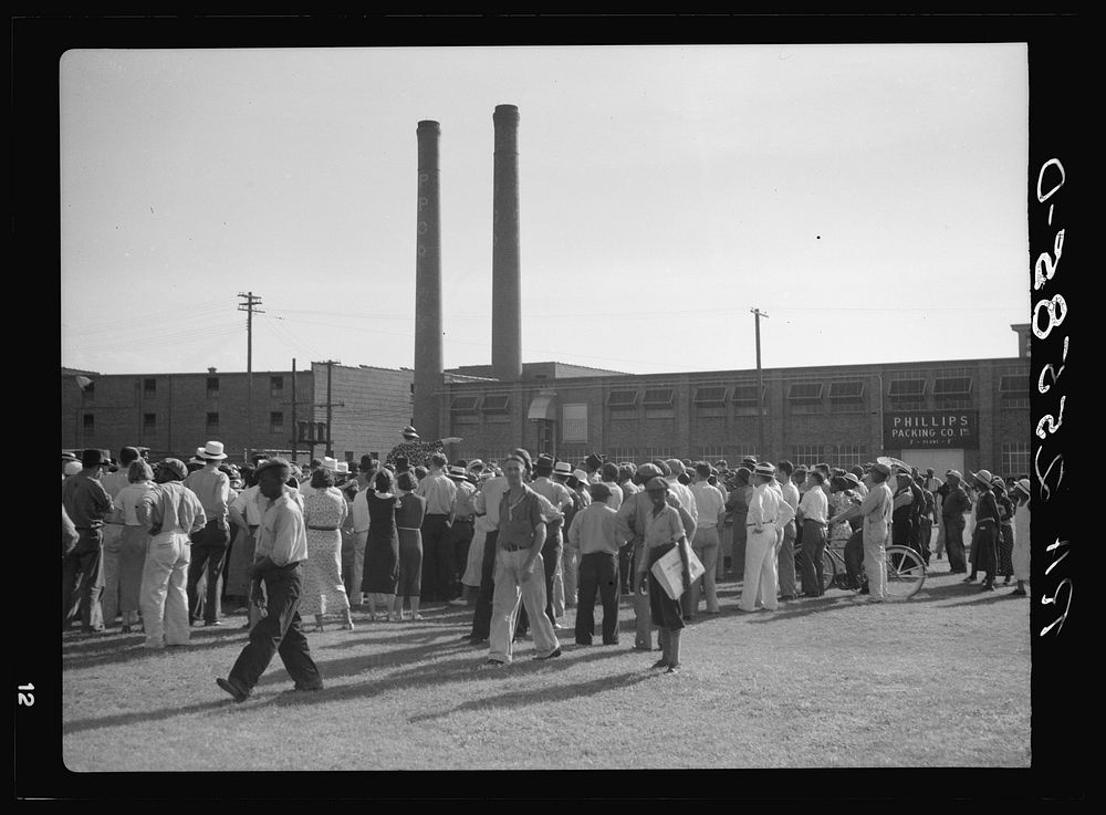 Packing company strike. Cambridge, Maryland. Sourced from the Library of Congress.