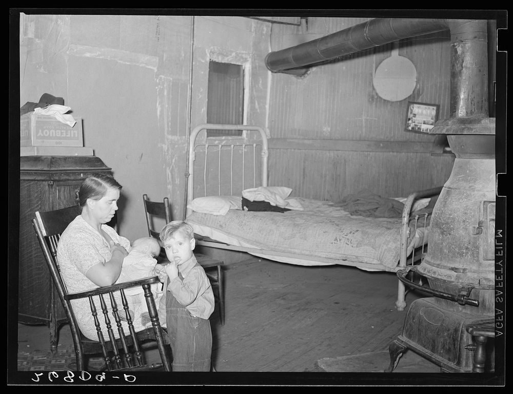 Wife and children coal miner Free Photo rawpixel