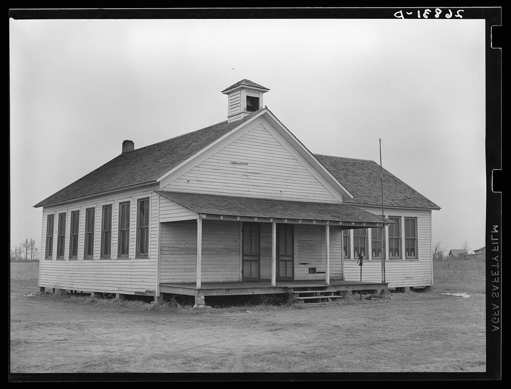 School. Southeast Missouri Farms. Sourced from the Library of Congress.