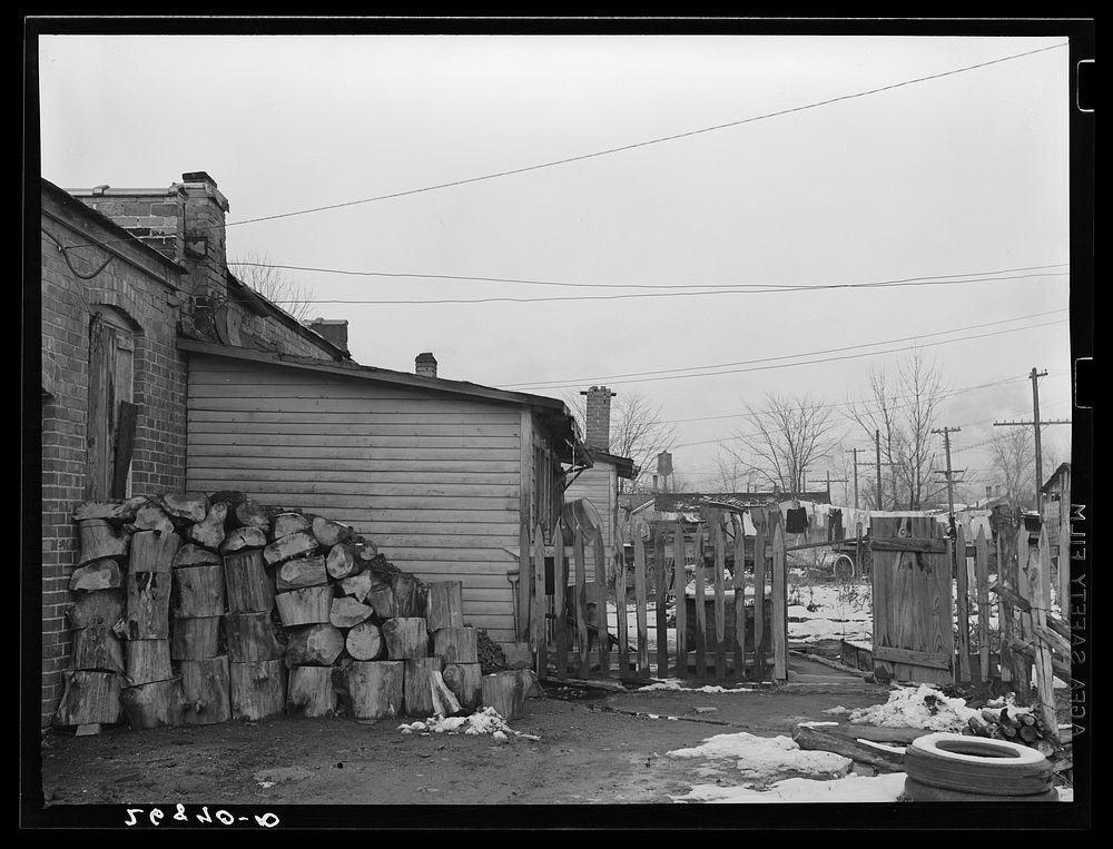 Home of unemployed miner. Zeigler, Illinois. Sourced from the Library of Congress.