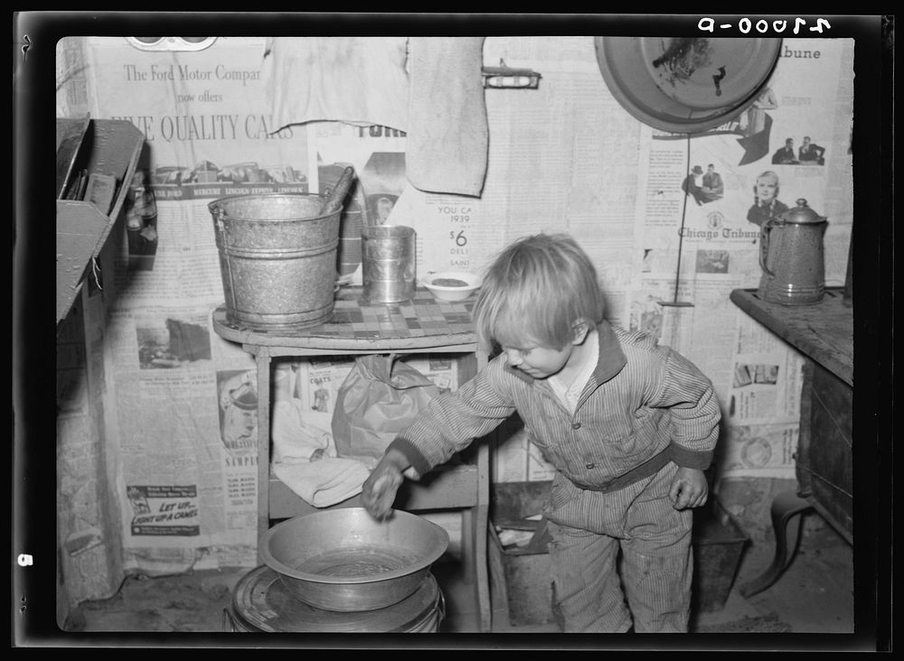 [Untitled photo, posibly related to: Son of man on relief. Herrin, Illinois]. Sourced from the Library of Congress.