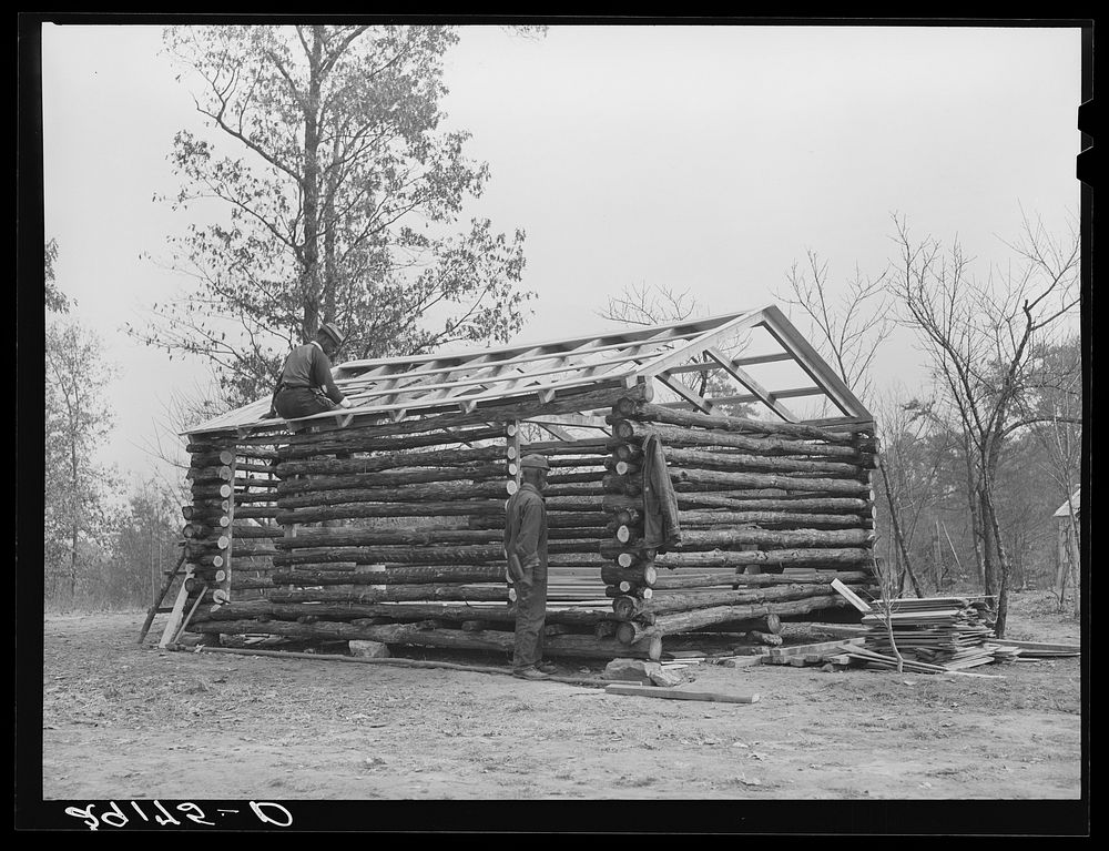 Evicted sharecroppers construct a cabin. Butler County, Missouri. Sourced from the Library of Congress.