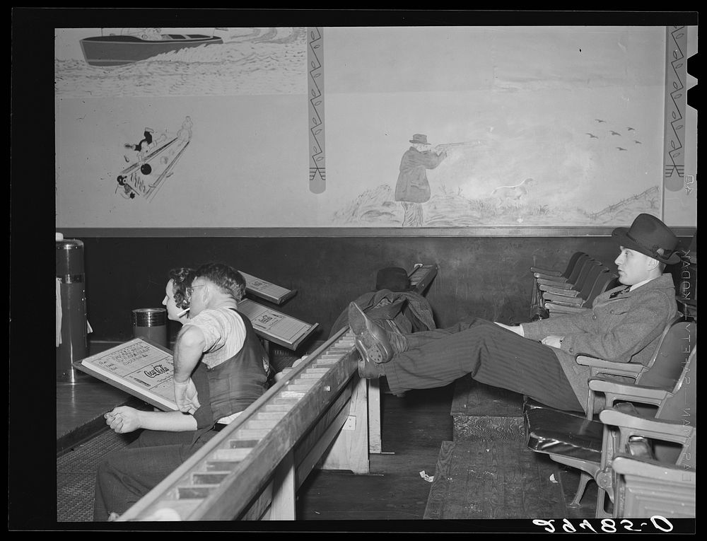 Watching the game. Bowling alley, Clinton, Indiana. Sourced from the Library of Congress.