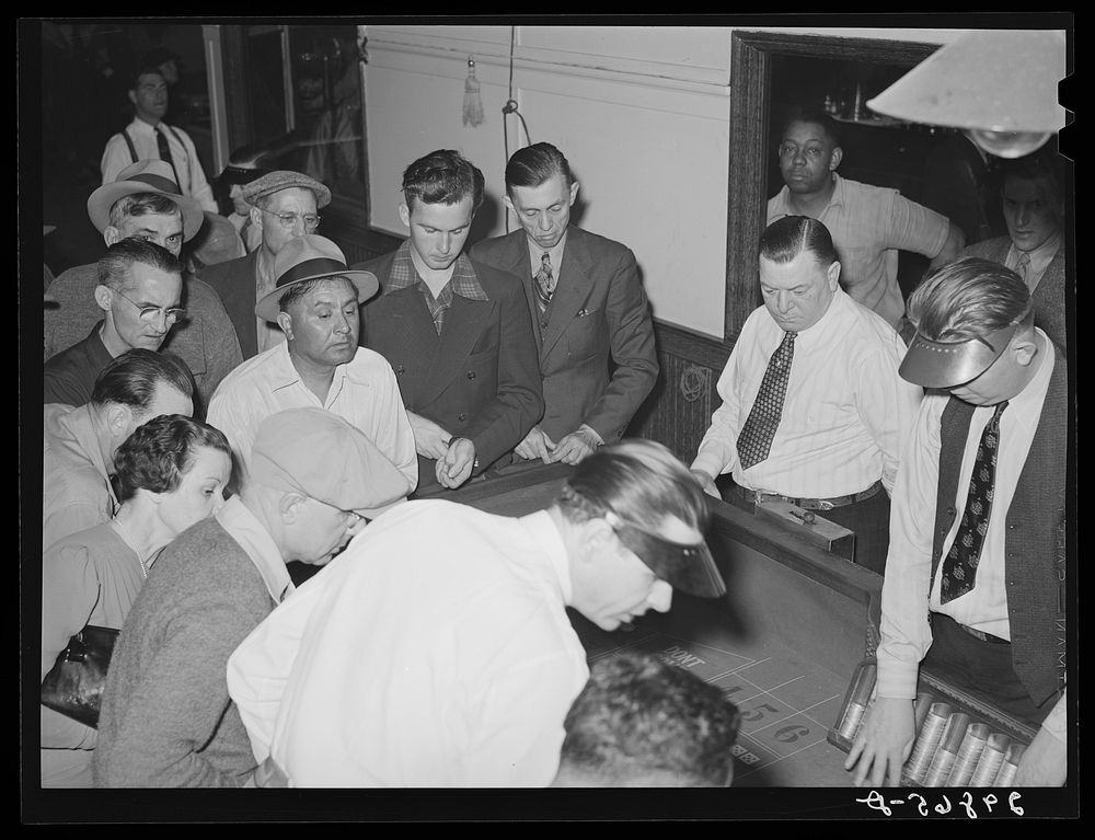 Watching the dice. Las Vegas, Nevada. Sourced from the Library of Congress.