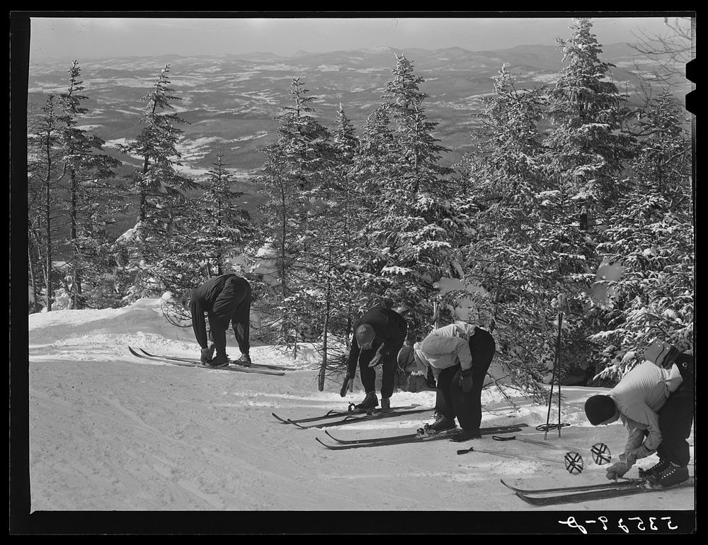 Skiers on top of Cannon Mountain. Franconia Notch, New Hampshire. Sourced from the Library of Congress.