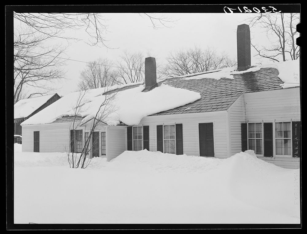 Farmhouse on main highway near Putney, Vermont. Sourced from the Library of Congress.