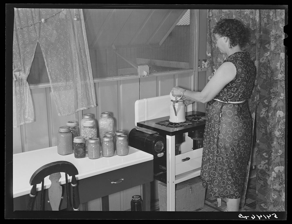 Interior of one of camp member's shelters, showing vegetables recently canned. Osceola migratory labor camp. Belle Glade…