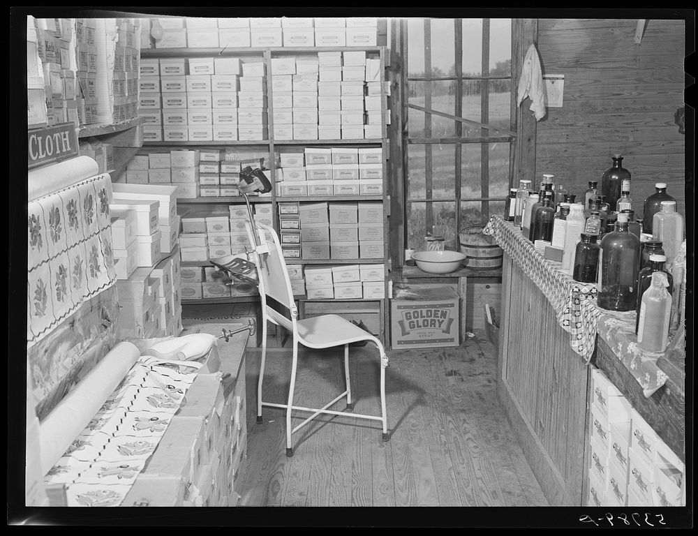 Doctor's office in rear of country store. Faulkner County, Arkansas. Sourced from the Library of Congress.