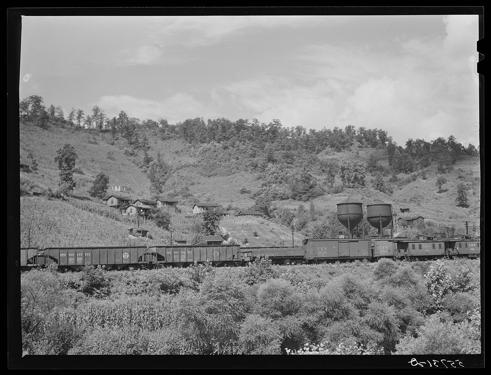 Coal cars near Chavies, Kentucky. Sourced from the Library of Congress.