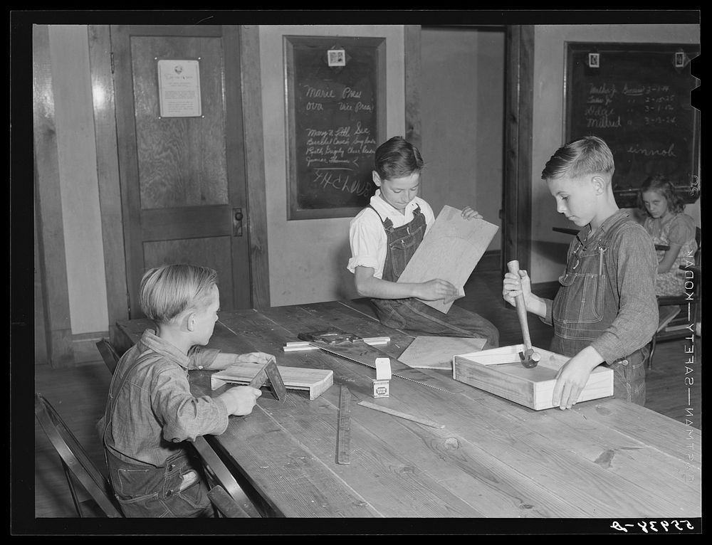 [Untitled photo, possibly related to: Arts and crafts are encouraged by the county superintendent in the new consolidated…