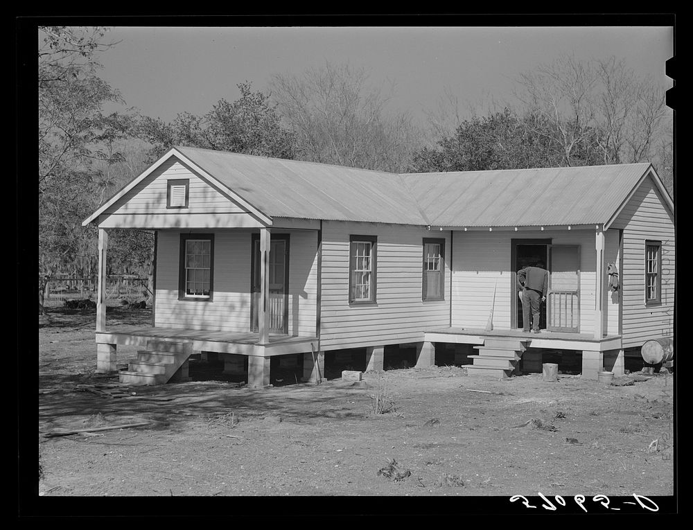 Spanish trapper's new home purchased with the help of a FSA (Farm Security Administration) loan. On Delacroix Island…