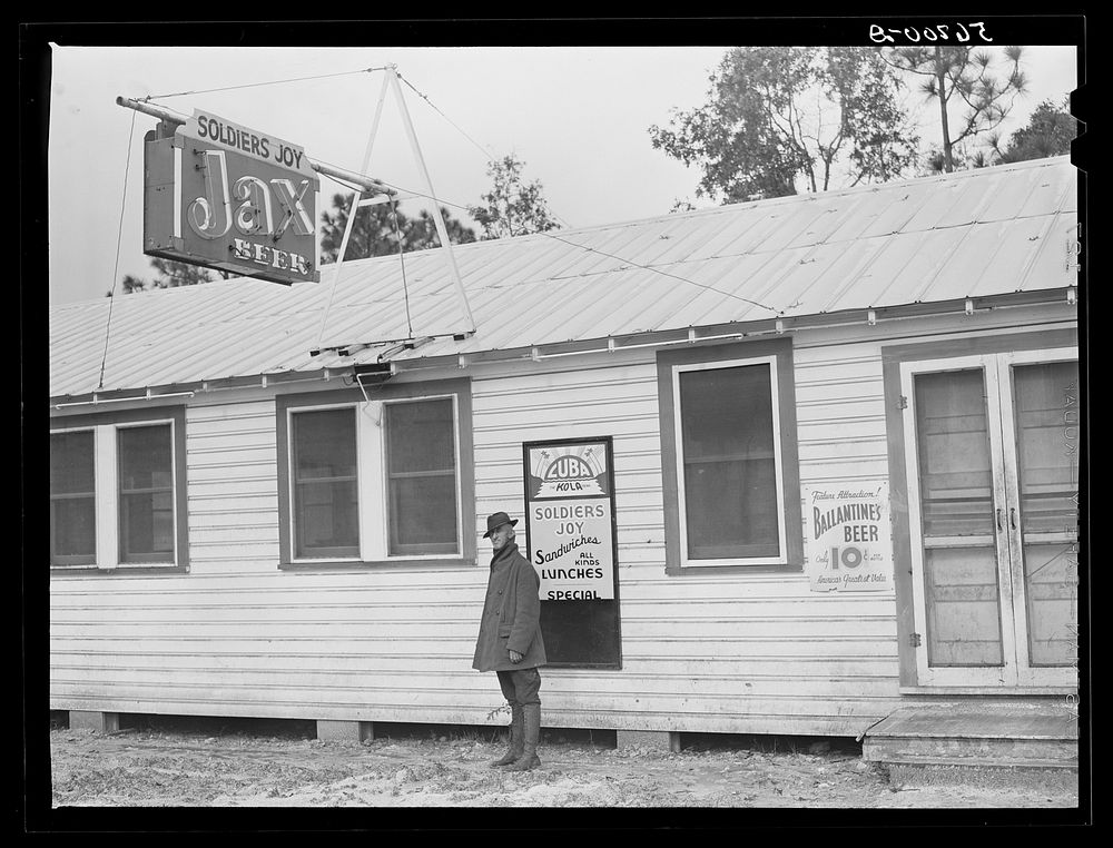 [Untitled photo, possibly related to: Soldier's Joy Cafe, newly constructed for construction workers near Camp Blanding…