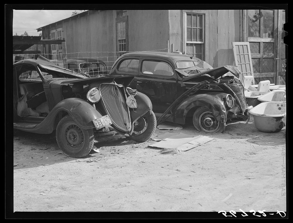 Wrecked cars of construction workers. Starke, Florida. Sourced from the Library of Congress.