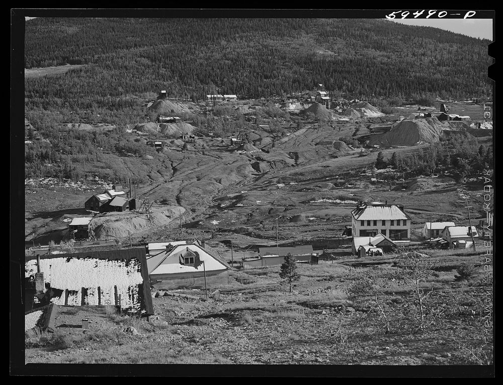 russell-gulch-ghost-mining-town-free-photo-rawpixel