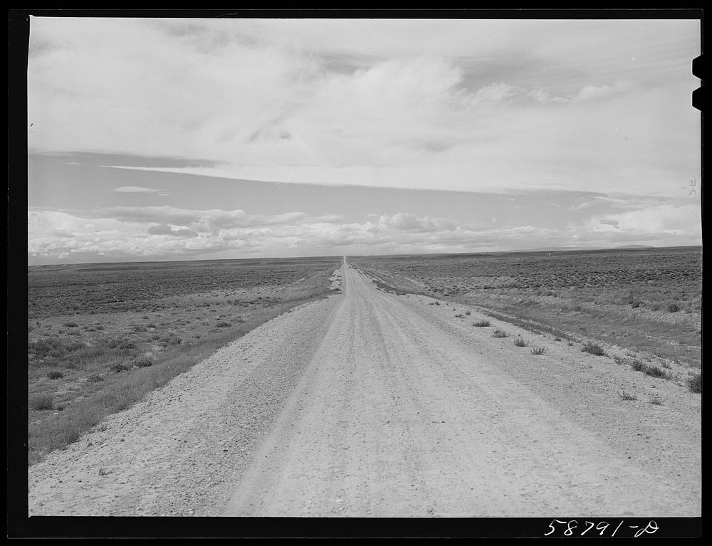 Road across the plains near Farson, Wyoming. Sourced from the Library of Congress.