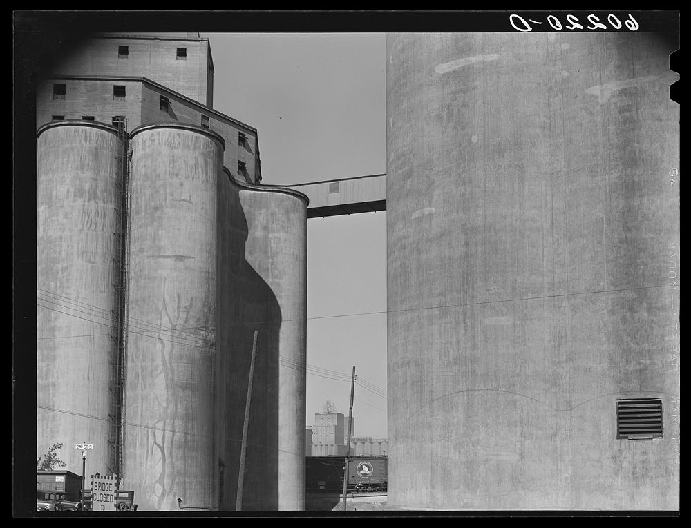 Grain elevators of Washburn-Crosby Company. Minneapolis, Minnesota. Sourced from the Library of Congress.