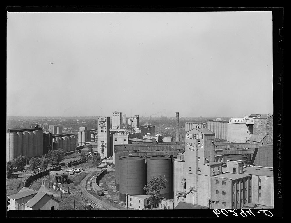 Milling district. Minneapolis, Minnesota. Sourced from the Library of Congress.