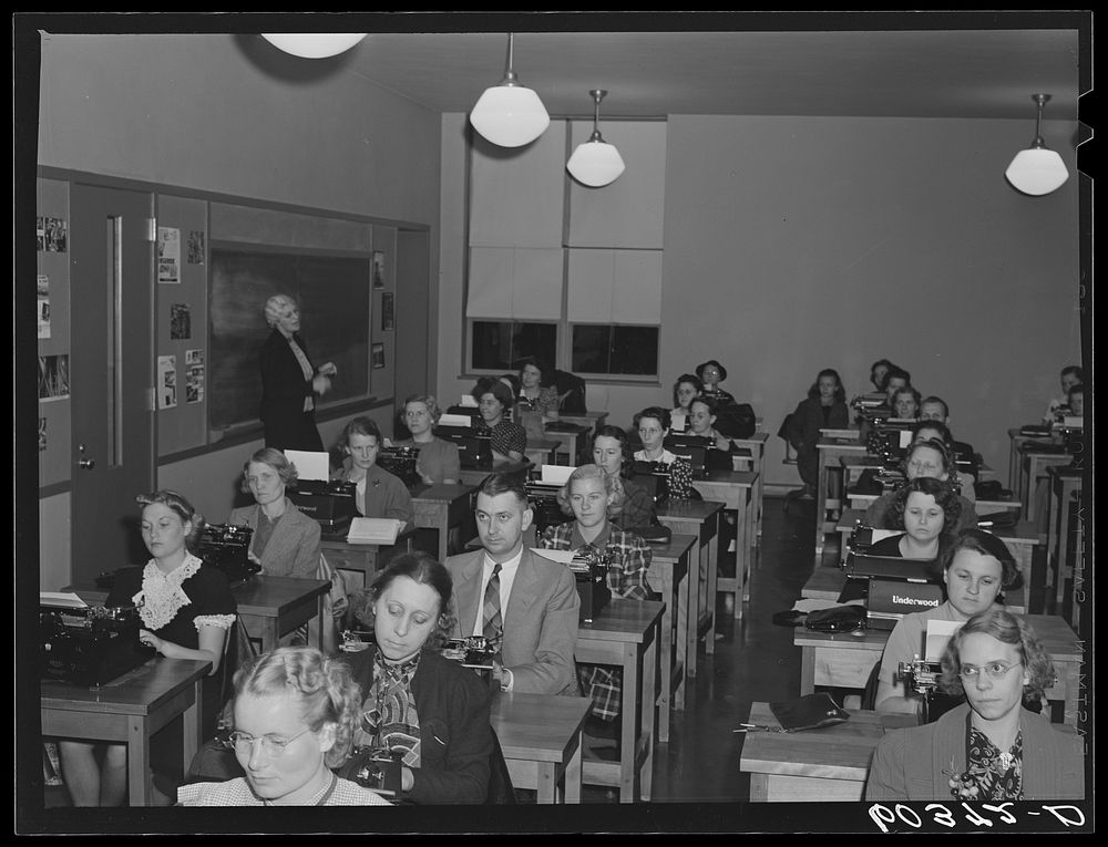 Adult education typing class. Greenhills, Ohio. Sourced from the Library of Congress.
