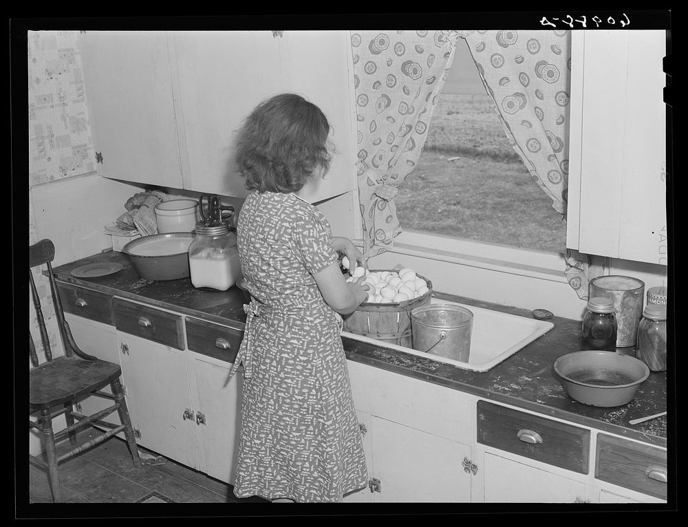 [Untitled photo, possibly related to: FSA (Farm Security Administration) tenant purchase borrower with wife and child…