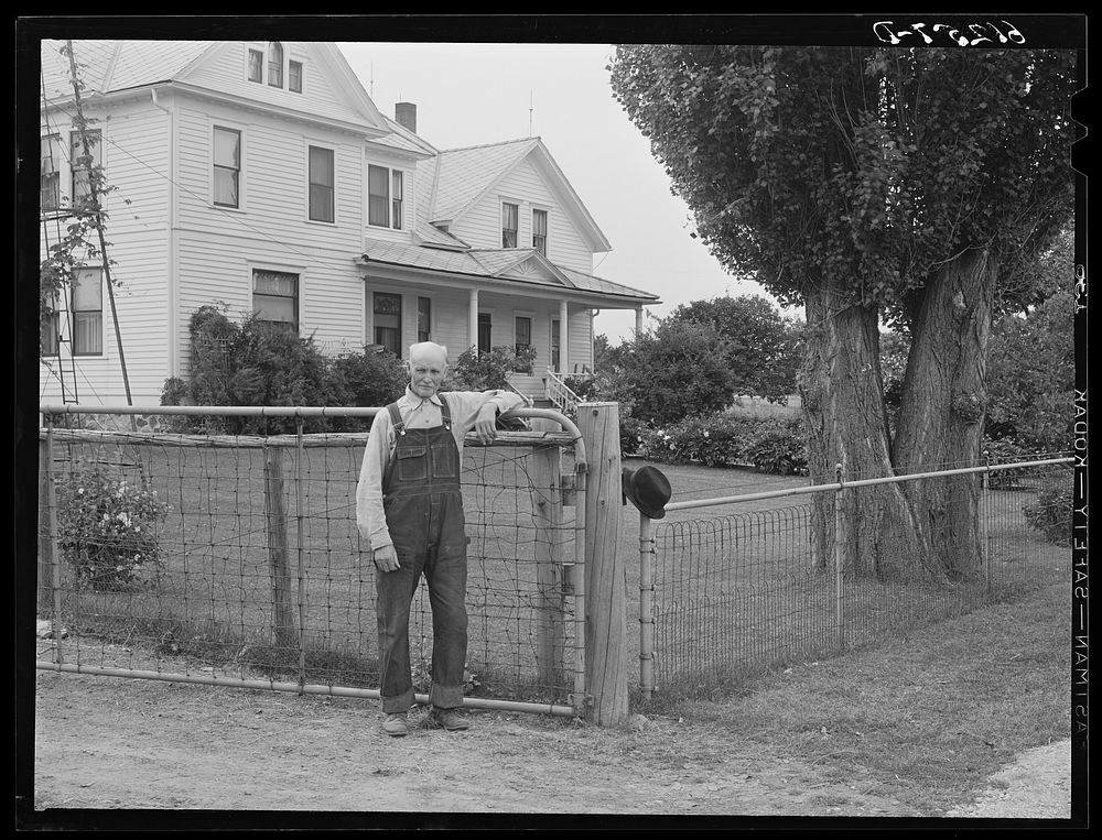 Prosperous farmer. Door County, Wisconisn. Sourced from the Library of Congress.
