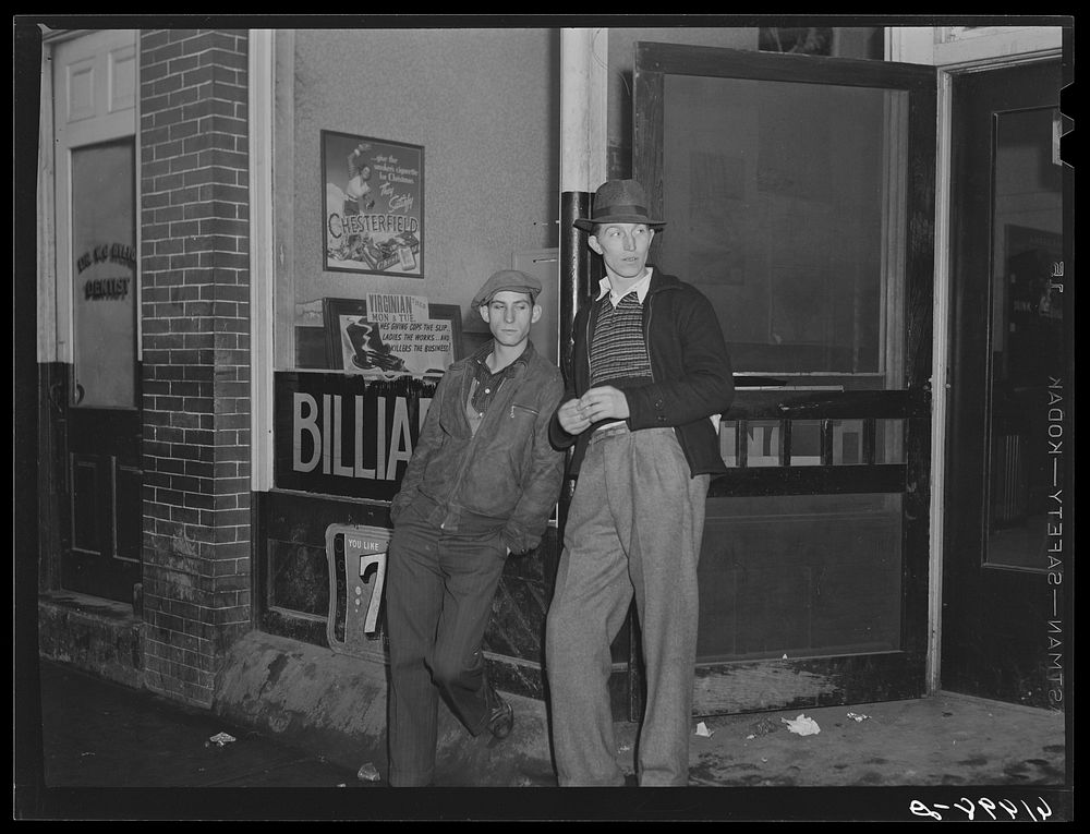 [Untitled photo, possibly related to: Men from out of state who have come to work in powder plant. Radford, Virginia].…
