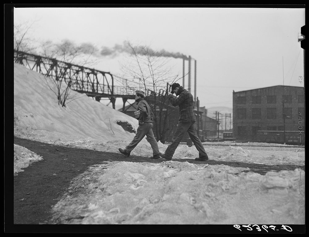 Railroad workers. Conway, Pennsylvania. Sourced from the Library of Congress.