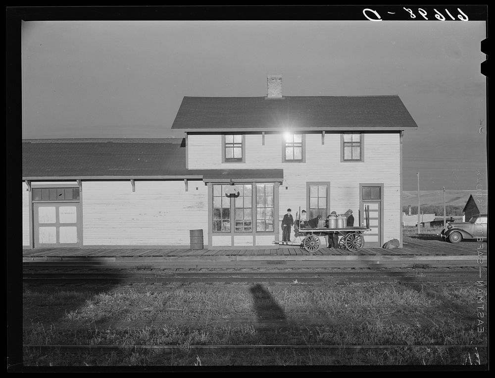 [Untitled photo, possibly related to: Burlington, North Dakota]. Sourced from the Library of Congress.