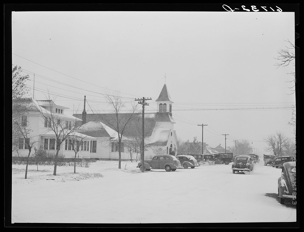 Sunday morning. Miller, South Dakota. Sourced from the Library of Congress.