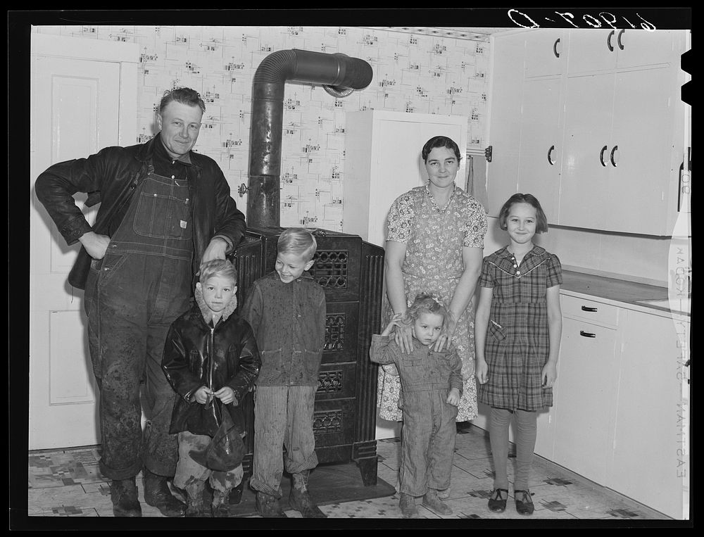 The Misch family, tenant purchase borrowers. Labette County, Kansas. Sourced from the Library of Congress.