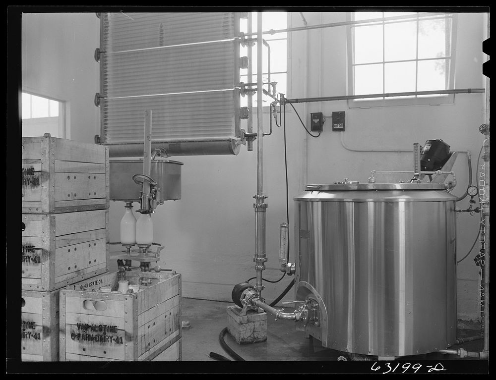 Pasteurizing and bottling plant. Greendale, Wisconsin. Sourced from the Library of Congress.