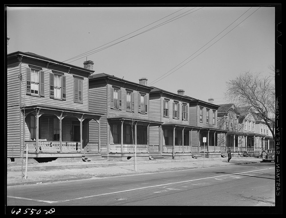 Housing. Norfolk, Virginia. Sourced from the Library of Congress.