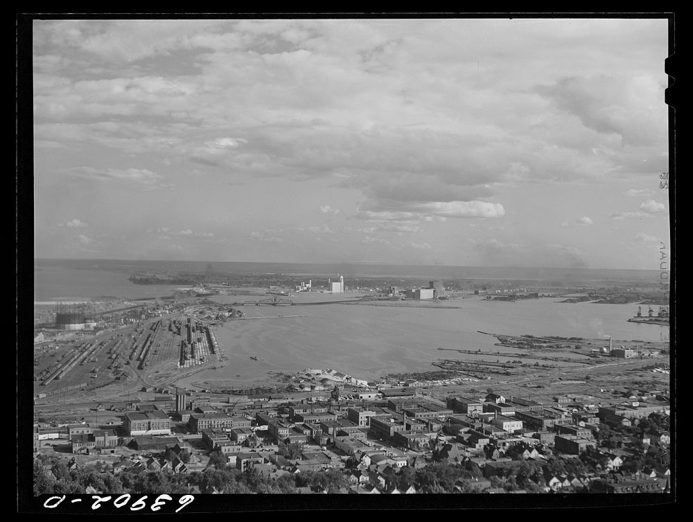 Duluth, Minnesota. Sourced from the Library of Congress.