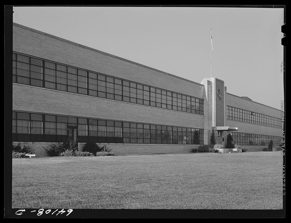 General Motors plant. Trenton, New Jersey. Sourced from the Library of Congress.