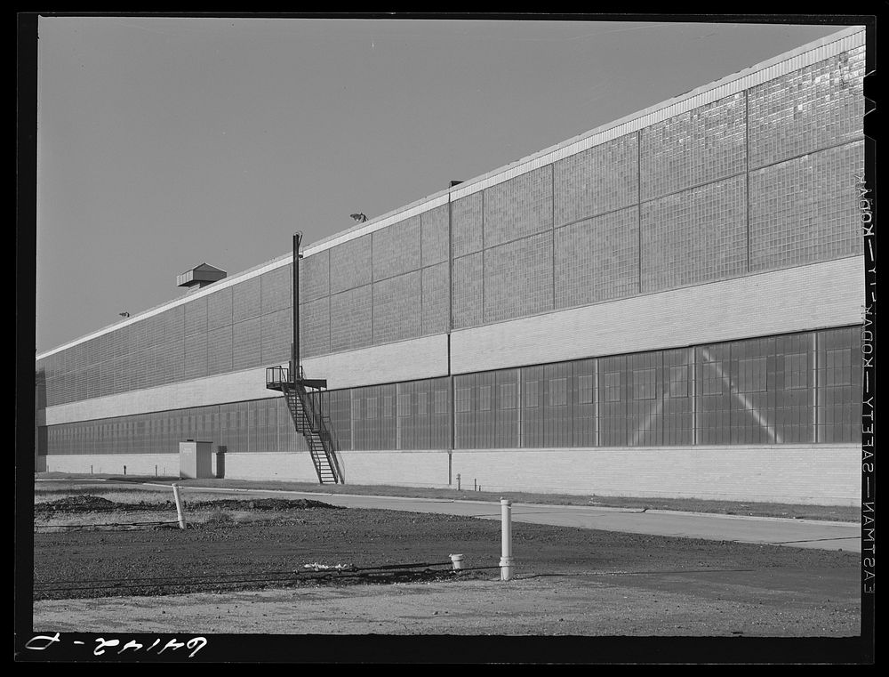 General Motors plant. Trenton, New Jersey. Sourced from the Library of Congress.