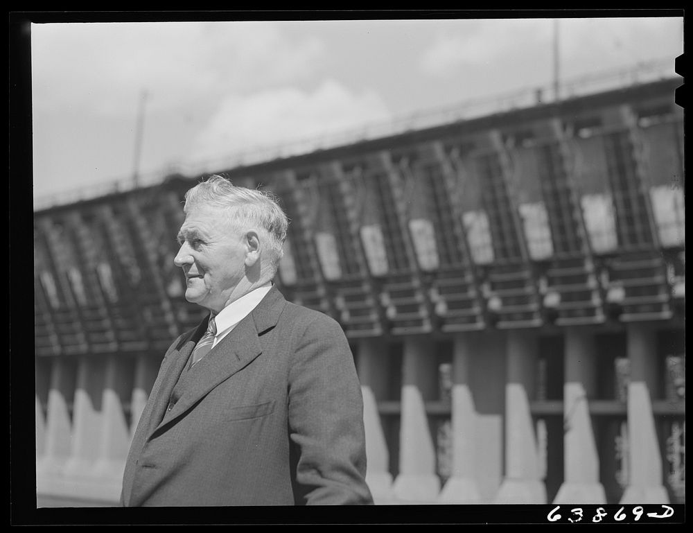 Captain of Great Lakes boat at ore docks. Allouez, Wisconsin. Sourced from the Library of Congress.