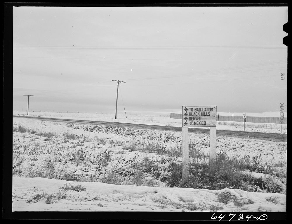 Williams County, North Dakota. Sign pointing south off U.S. Highway No. 2. Sourced from the Library of Congress.