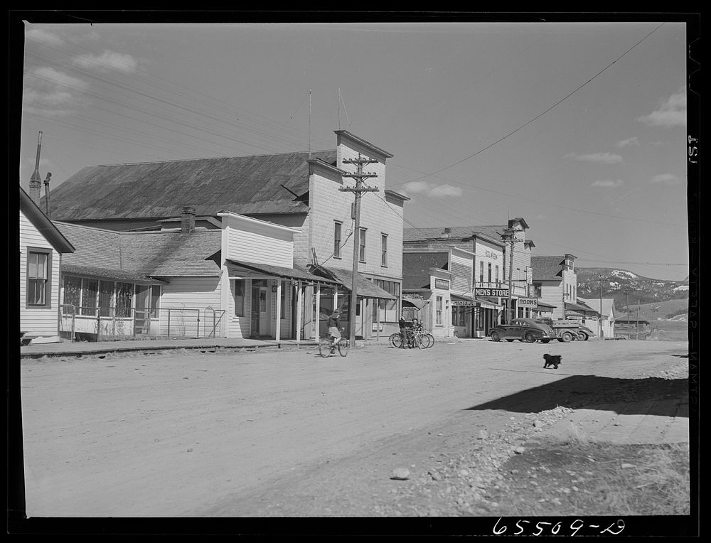 [Untitled photo, possibly related to: Wisdom, Montana. Largest of the two towns in the Big Hole Basin, with a population of…