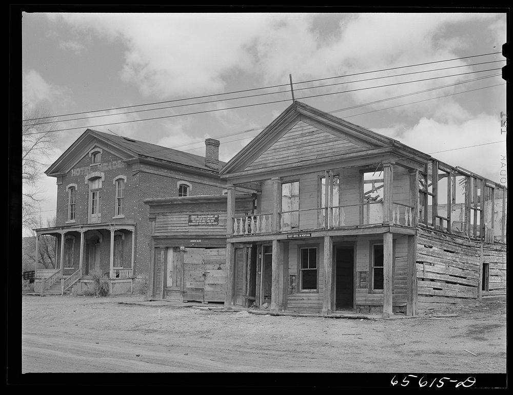 [Untitled photo, possibly related to: Bannack, Montana]. Sourced from the Library of Congress.