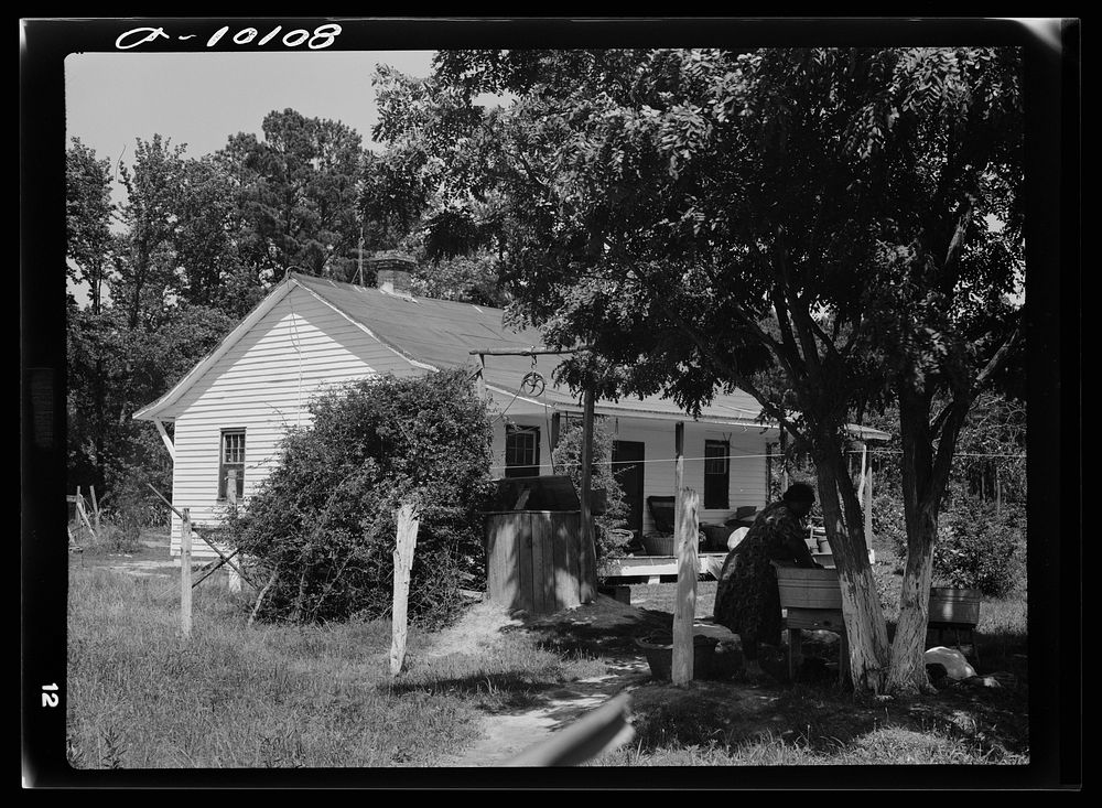 Ridge (vicinity), Saint Mary's County, Maryland. A demonstration by FSA (Farm Security Administration) supervisors to show…