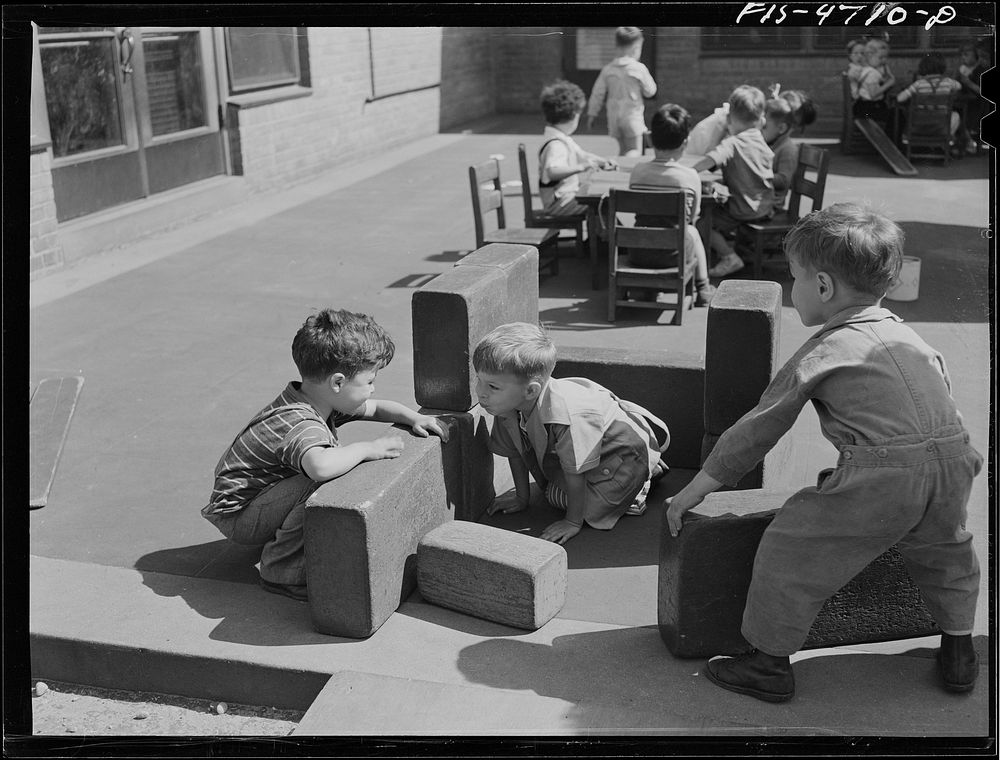Queens, New York. Nursery school Free Photo rawpixel