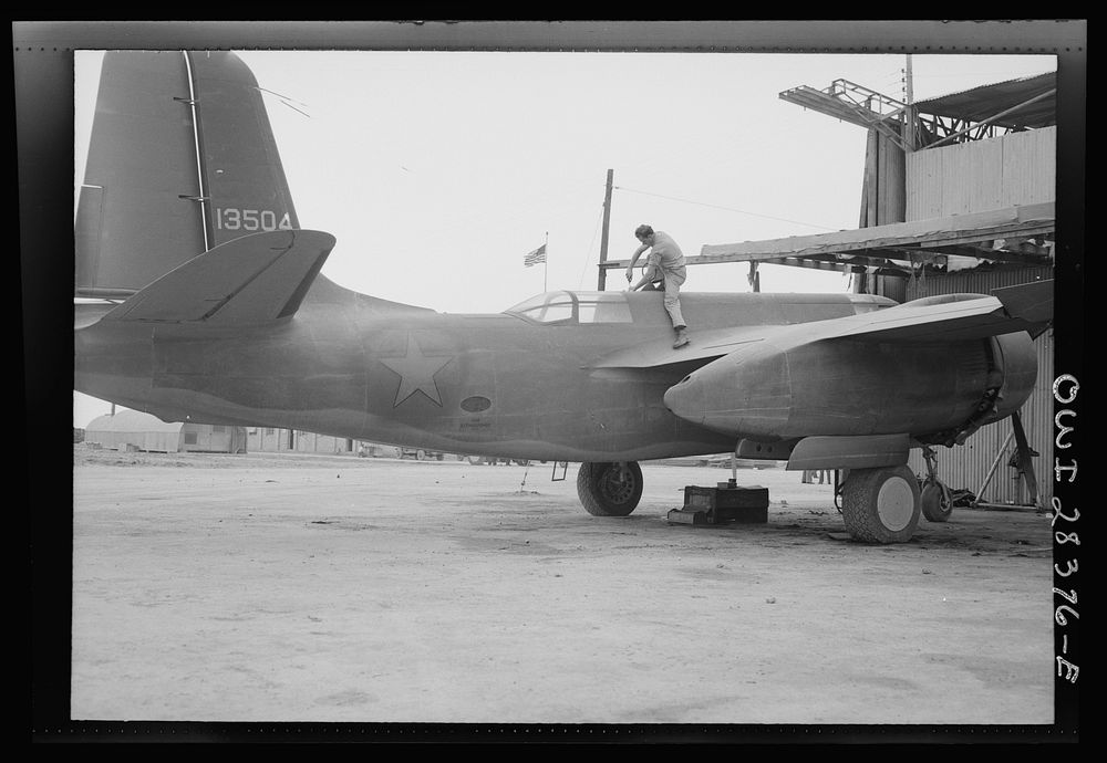 american-airplane-mechanic-putting-finishing-free-photo-rawpixel