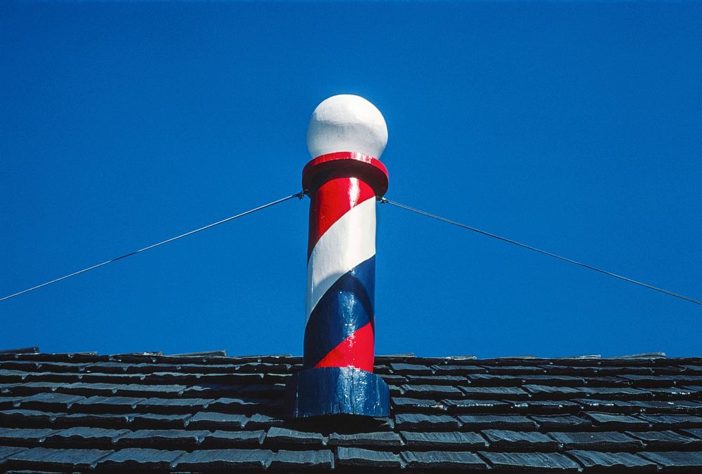 Hair of Today barber pole, Canby, Oregon (1980) photography in high resolution by John Margolies. Original from the Library…