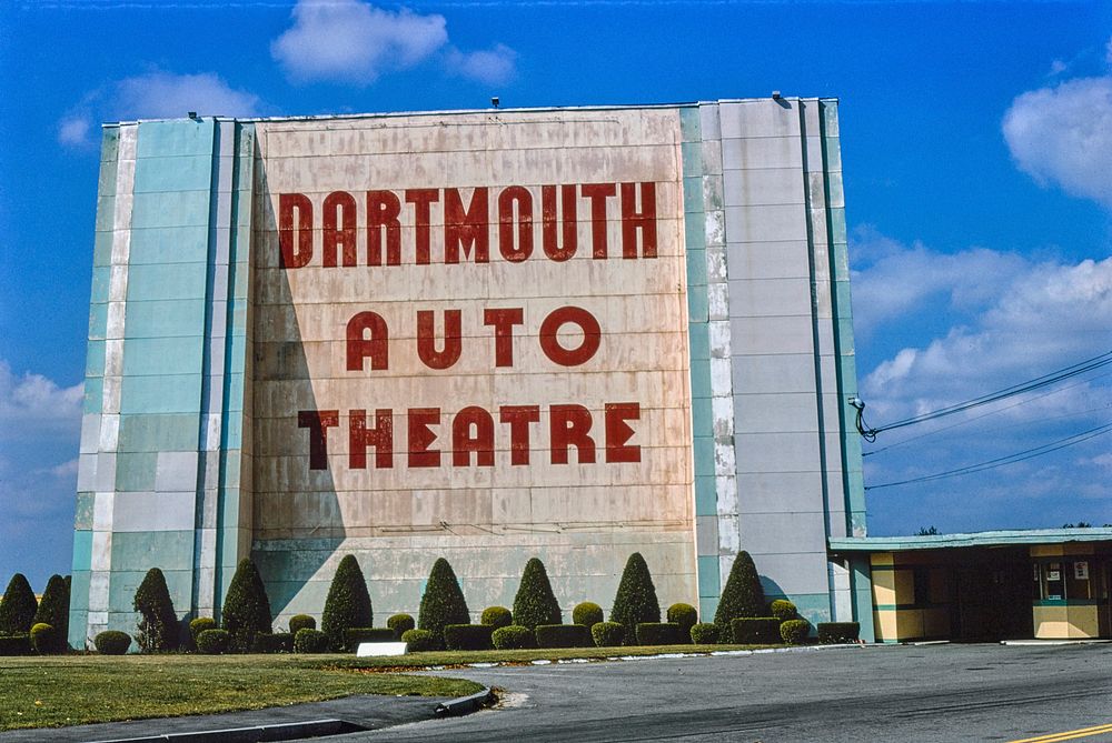 Dartmouth Auto Theater, Dartmouth, Massachusetts (1984) photography in high resolution by John Margolies. Original from the…