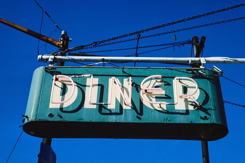 Scotty's Diner sign, Wilkinsburg, Pennsylvania (1989) photography in high resolution by John Margolies. Original from the…