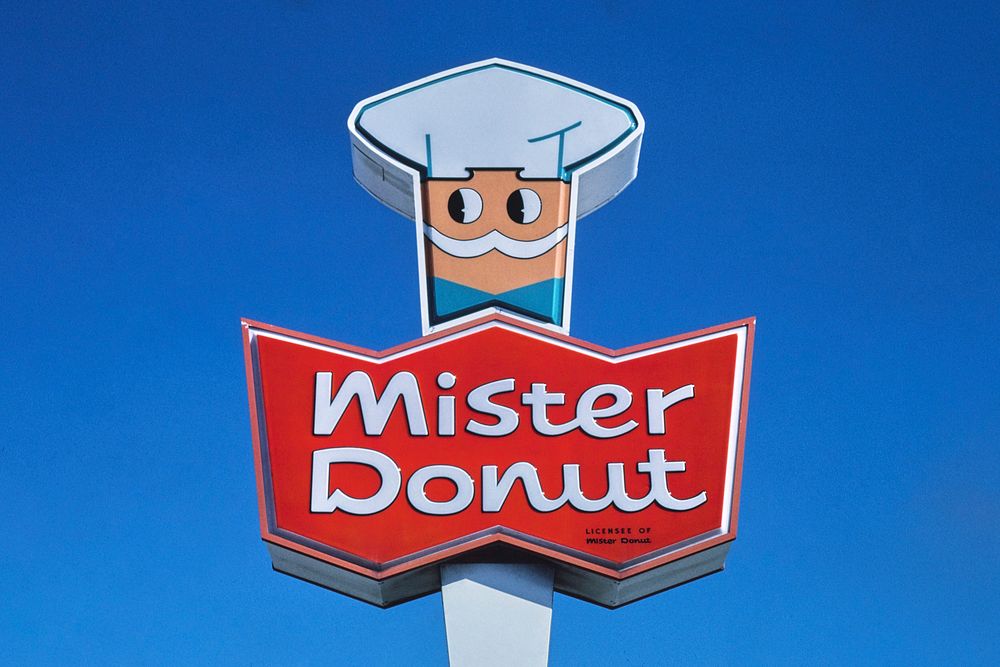 Mister Donut sign, Route 201, Waterville, Maine (1984) photography in high resolution by John Margolies. Original from the…